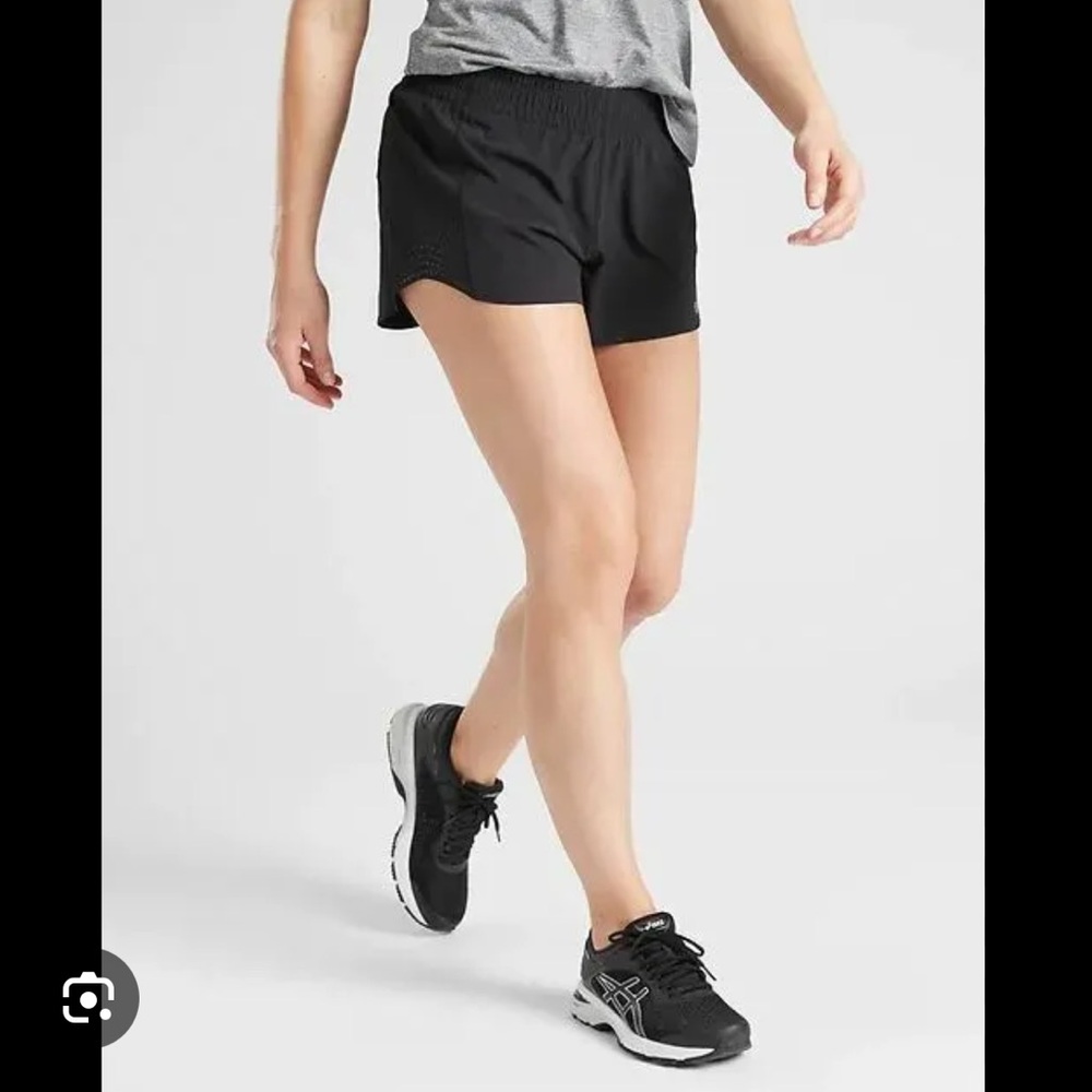 Athleta 3 inch Hustle Short